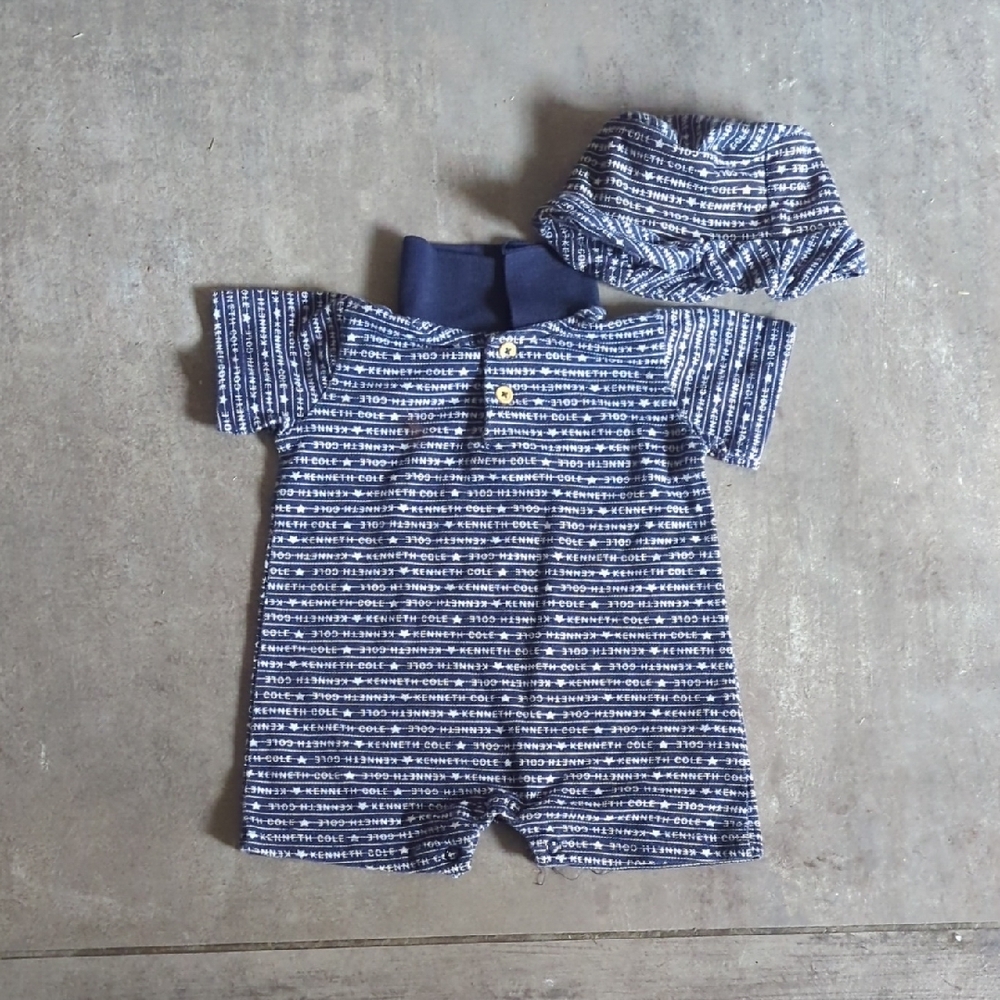 Kenneth Cole Baby Onesie W Hat 3-6 Month